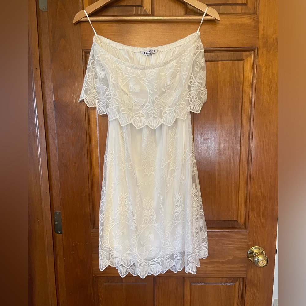 Strapless Express Dress